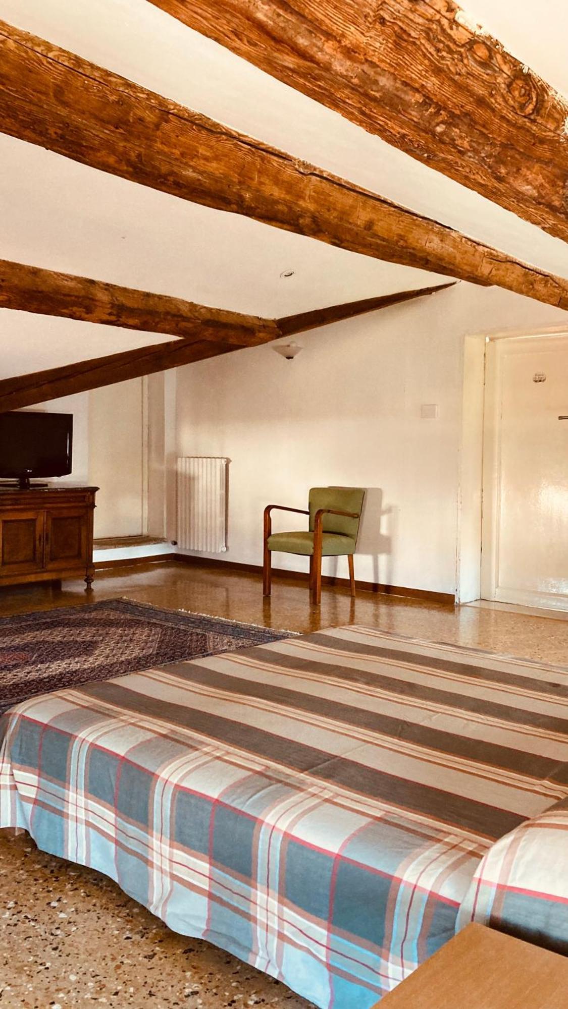 Apartment Ca Sardi Venedig